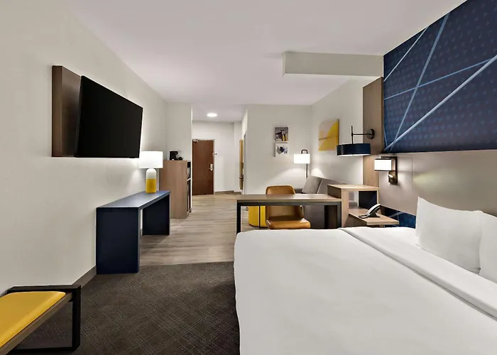 Comfort Suites Columbus East Broad